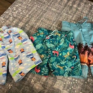Sunset swim shorts (1 pair only)
